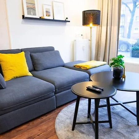 Shabby Chic Apartment In Ideal Location Hamburg Exterior foto